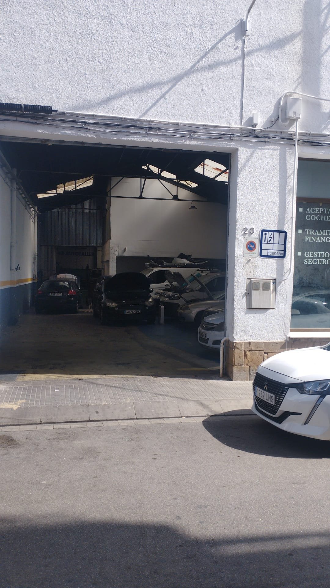 Contacto con taller en La Llagosta